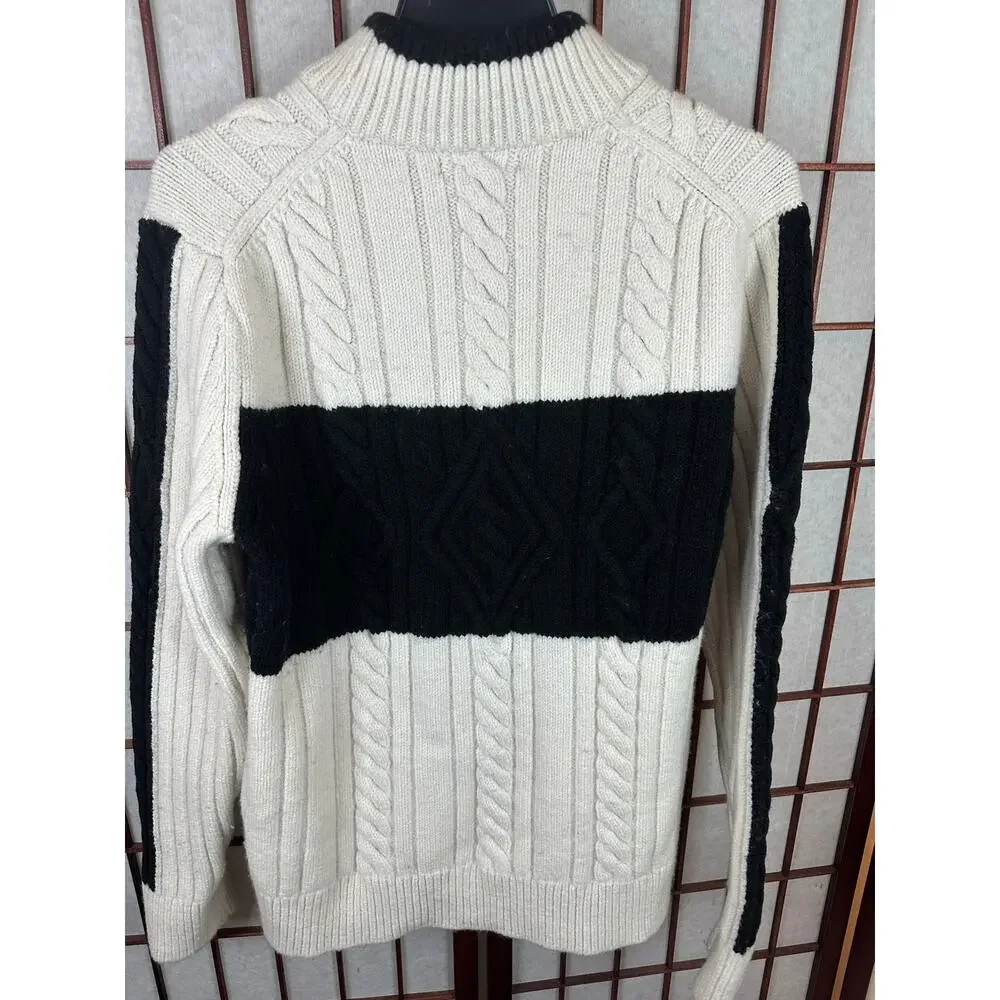 Banana Republic Men's Wool sweater black and cream size Large TALL